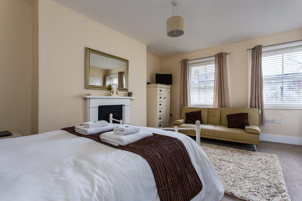 The Guesthouse East Истбурн Экстерьер фото